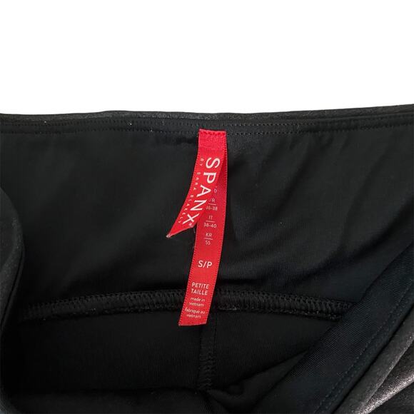 Spanx Black Shiny Faux Leather Leggings Compression Going Out Evening Size Small - Picture 7 of 8